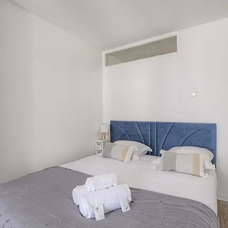 Апартаменты Spacieux Et A Cordeliers